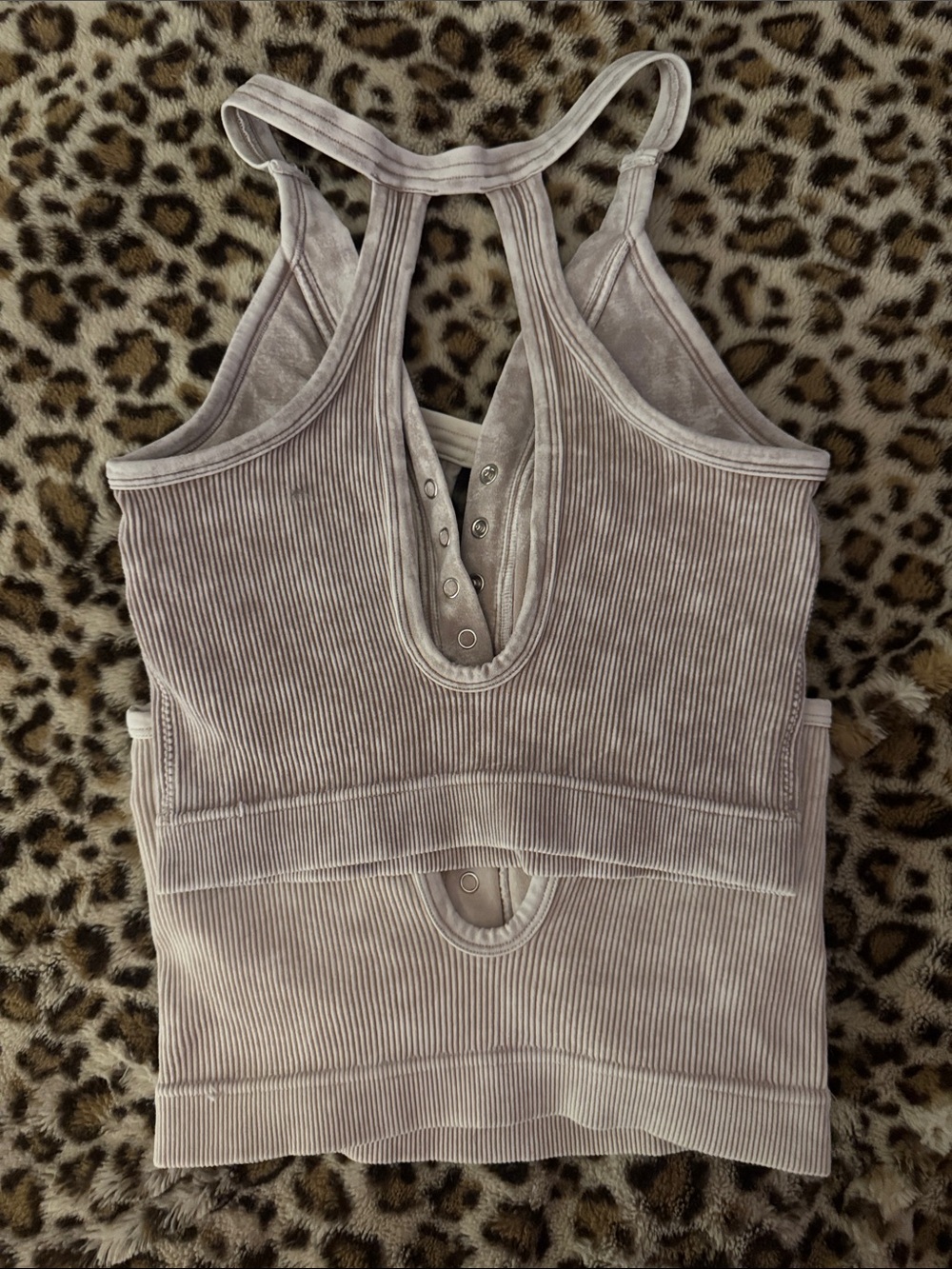 cropped ribbed tank tops - Picture 2 of 3
